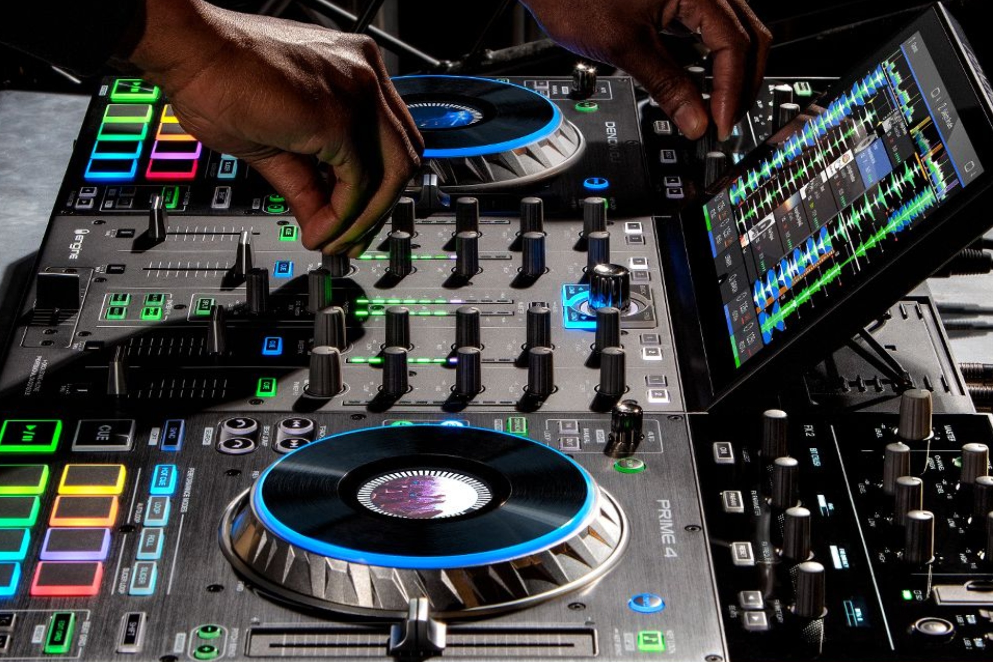 Denon DJ PRIME 4